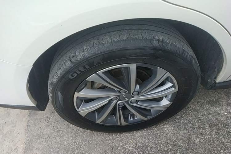 Used Geely Auto Vision X6 2021 PRO 1.4T Automatic Prestige Model Right Rear Wheel Hub
