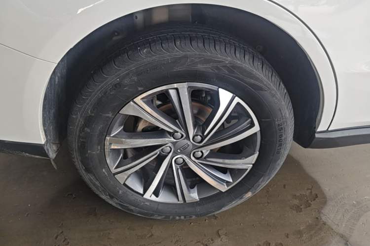 Used Geely Auto Vision X6 2021 PRO 1.4T Automatic Prestige Model Right Rear Wheel Hub