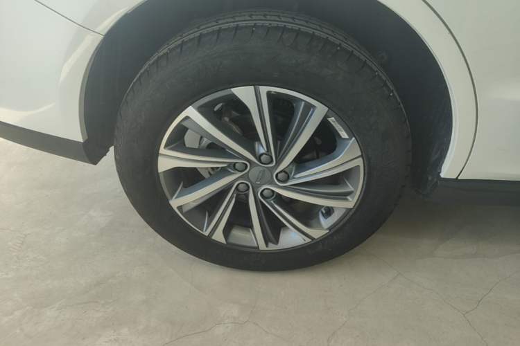 Used Geely Auto Vision X6 2021 PRO 1.4T Automatic Prestige Model Right Rear Wheel Hub