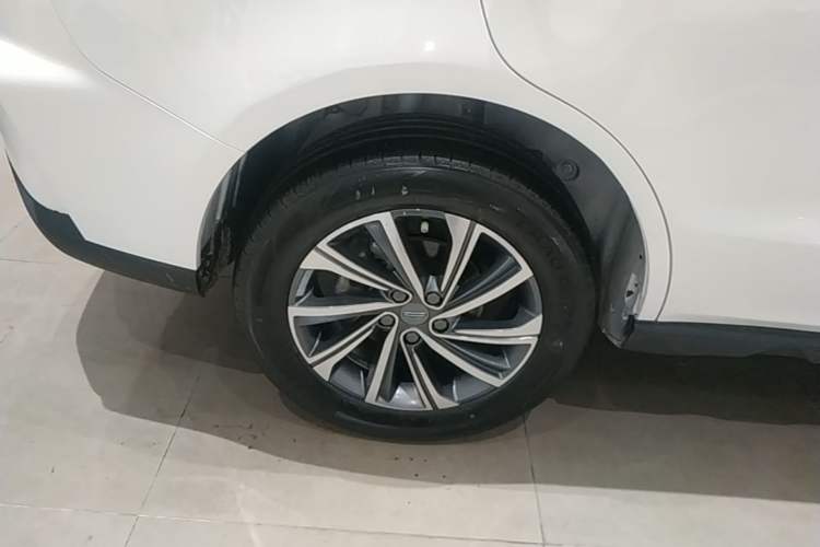Used Geely Auto Vision X6 2021 PRO 1.4T Automatic Prestige Model Right Rear Wheel Hub
