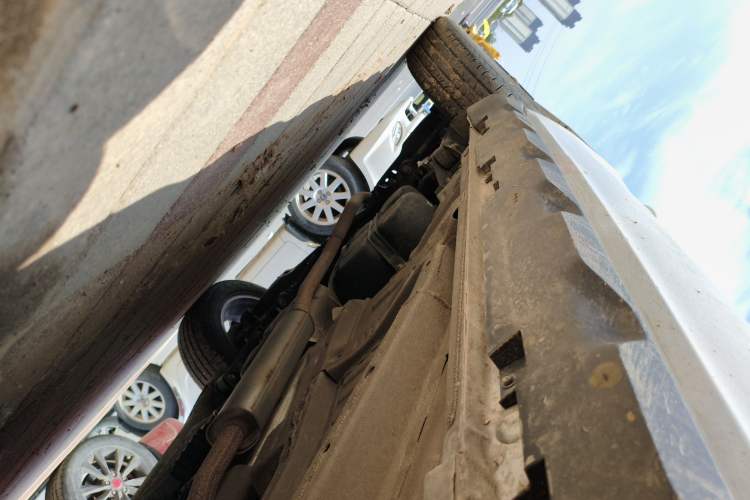 Used Geely Auto Vision X6 2021 PRO 1.4T Automatic Prestige Model Right Side Sill