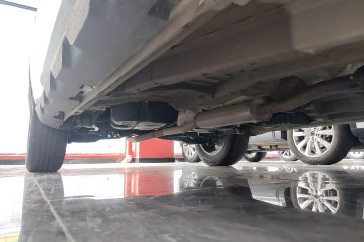 Used Geely Auto Vision X6 2021 PRO 1.4T Automatic Prestige Model Right Side Sill