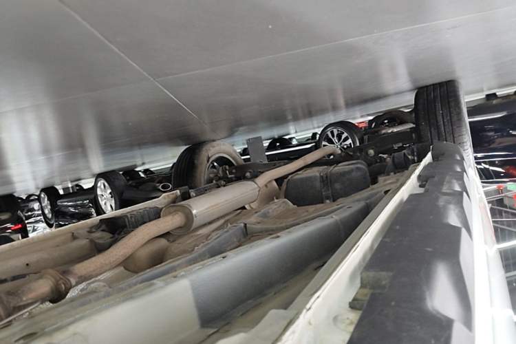 Used Geely Auto Vision X6 2021 PRO 1.4T Manual Luxury Model Right Side Sill