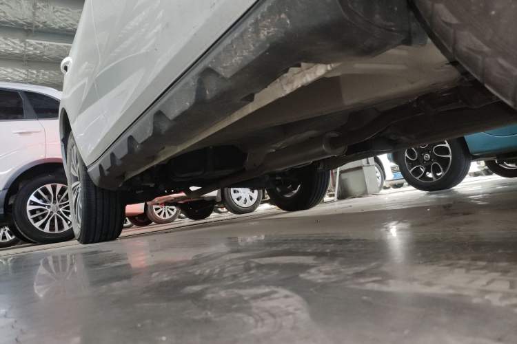 Used Geely Auto Vision X6 2021 PRO 1.4T Manual Luxury Model Right Side Sill
