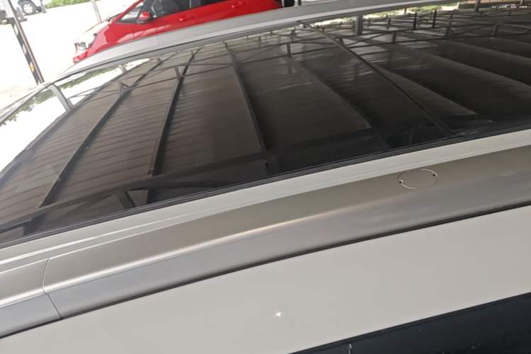 Used Geely Auto Vision X6 2021 PRO 1.4T Automatic Prestige Model Roof