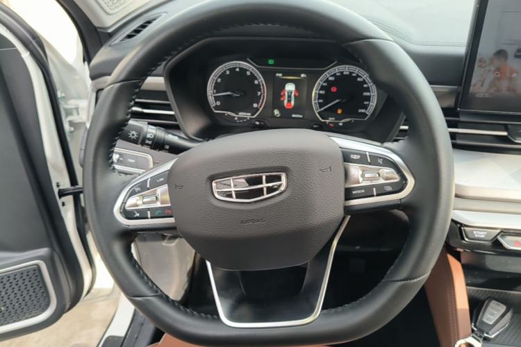 Used Geely Auto Vision X6 2021 PRO 1.4T Automatic Prestige Model Steering Wheel