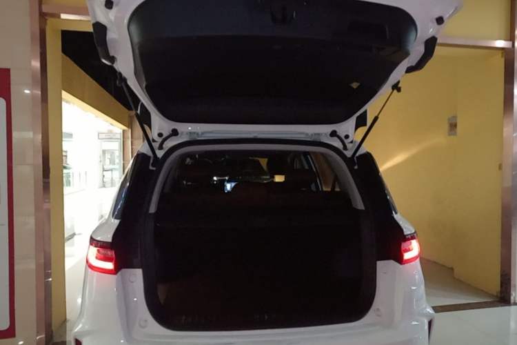 Used Geely Auto Vision X6 2021 PRO 1.4T Automatic Prestige Model Trunk