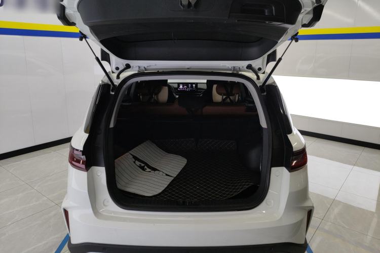 Used Geely Auto Vision X6 2021 PRO 1.4T Automatic Prestige Model Trunk