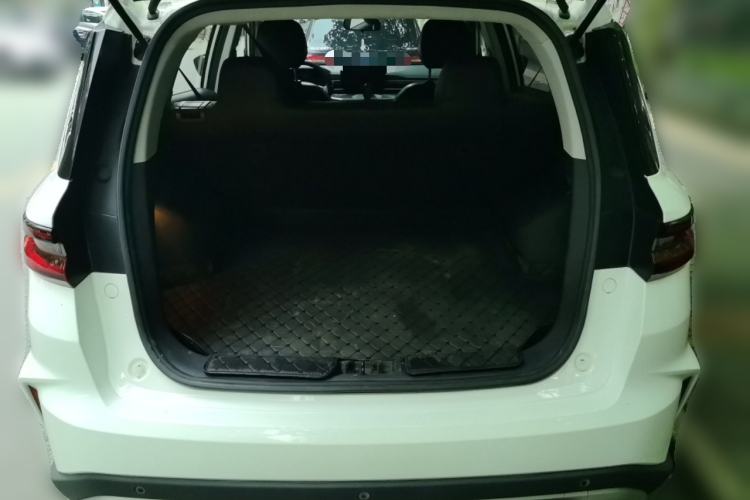Used Geely Auto Vision X6 2021 PRO 1.4T Manual Luxury Model Trunk