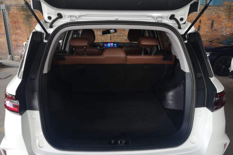 Used Geely Auto Vision X6 2021 PRO 1.4T Automatic Prestige Model Trunk