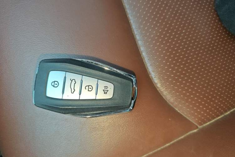 Used Geely Auto Vision X6 2021 PRO 1.4T Automatic Prestige Model Vehicle Key