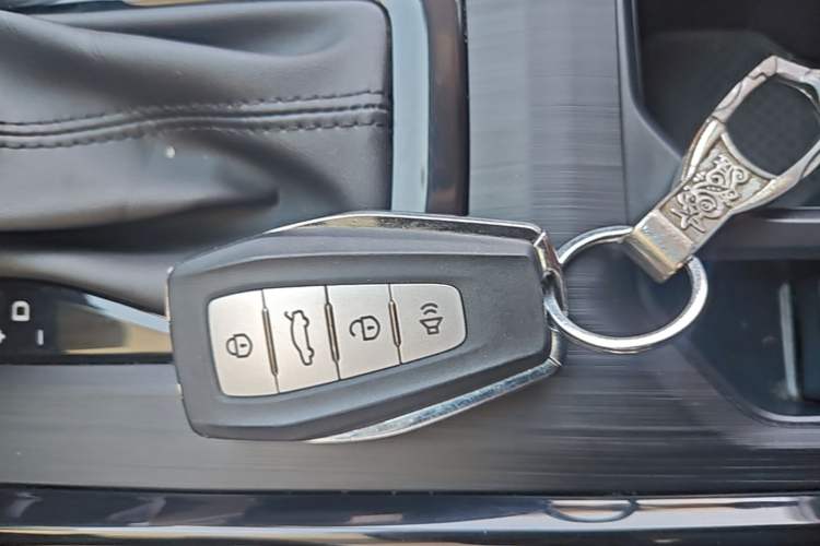 Used Geely Auto Vision X6 2021 PRO 1.4T Automatic Prestige Model Vehicle Key