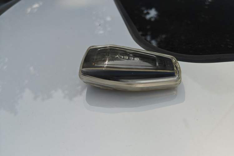 Used Geely Auto Vision X6 2021 PRO 1.4T Manual Luxury Model Vehicle Key