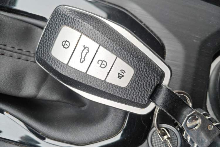 Used Geely Auto Vision X6 2021 PRO 1.4T Automatic Prestige Model Vehicle Key
