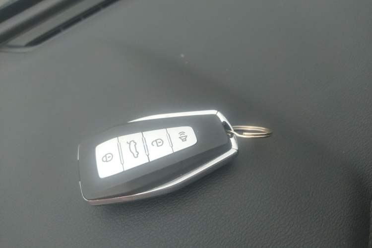 Used Geely Auto Vision X6 2021 PRO 1.4T Automatic Prestige Model Vehicle Key