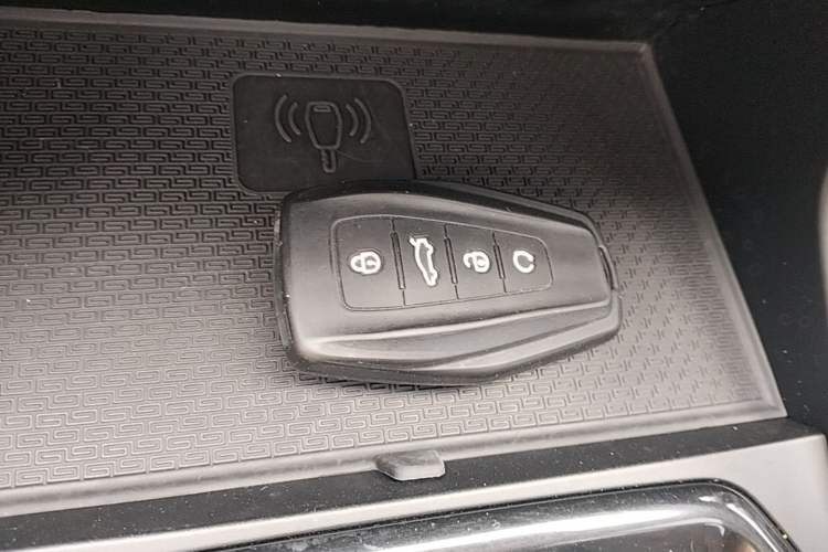 Used Geely Auto Vision X6 2021 PRO 1.4T Automatic Prestige Model Vehicle Key