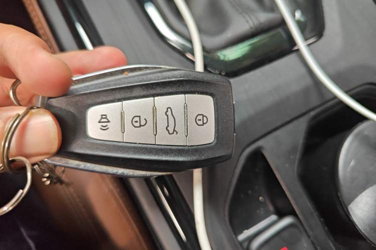 Used Geely Auto Vision X6 2021 PRO 1.4T Automatic Prestige Model Vehicle Key