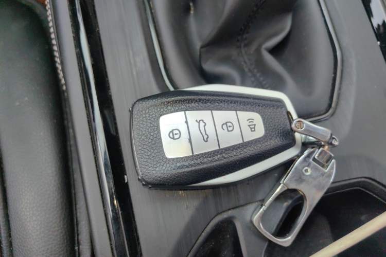 Used Geely Auto Vision X6 2021 PRO 1.4T Manual Luxury Model Vehicle Key