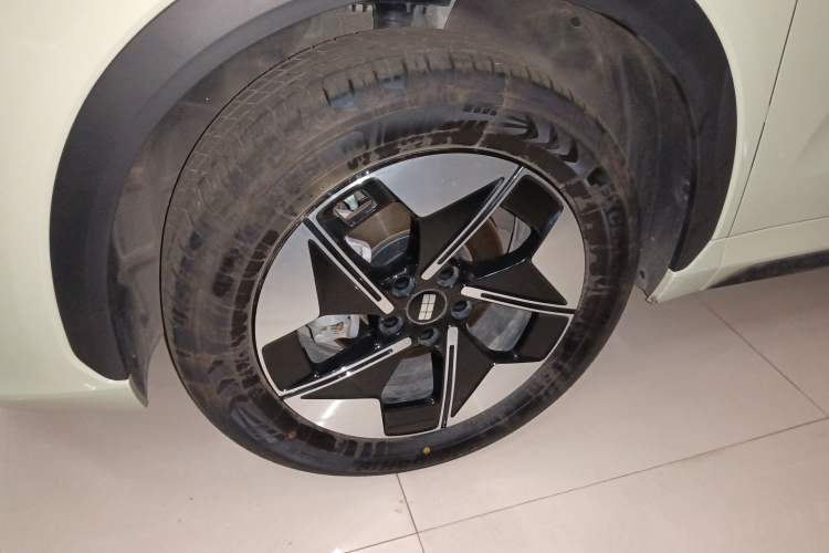 Used Geely Galaxy E5 2024 530 km Exploration+ Version Exterior 7