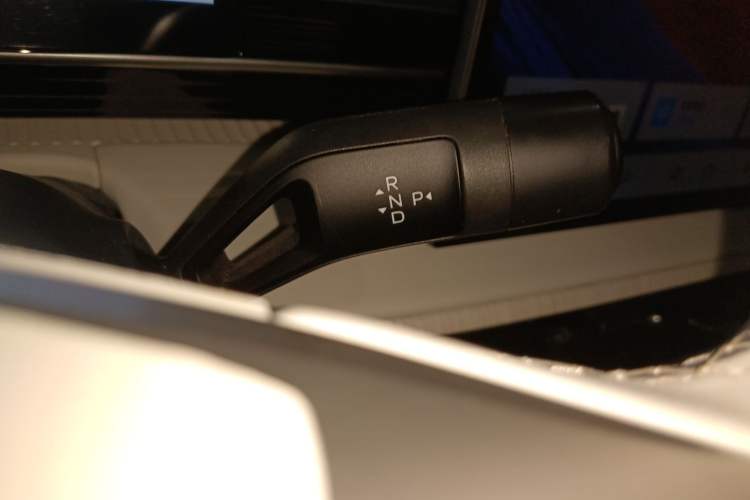 Used Geely Galaxy E5 2024 530 km Exploration+ Version Gear Lever