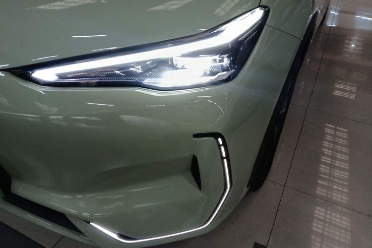 Used Geely Galaxy E5 2024 530 km Exploration+ Version Left Front Headlight