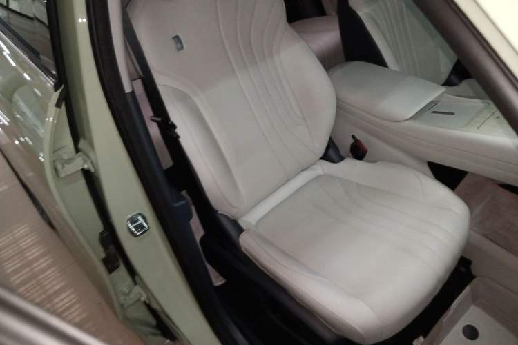 Used Geely Galaxy E5 2024 530 km Exploration+ Version Right Front Seat