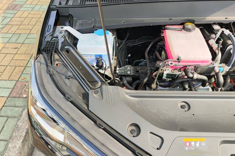 Used Geely Galaxy E5 2024 530km Starship Edition Engine Bay Right