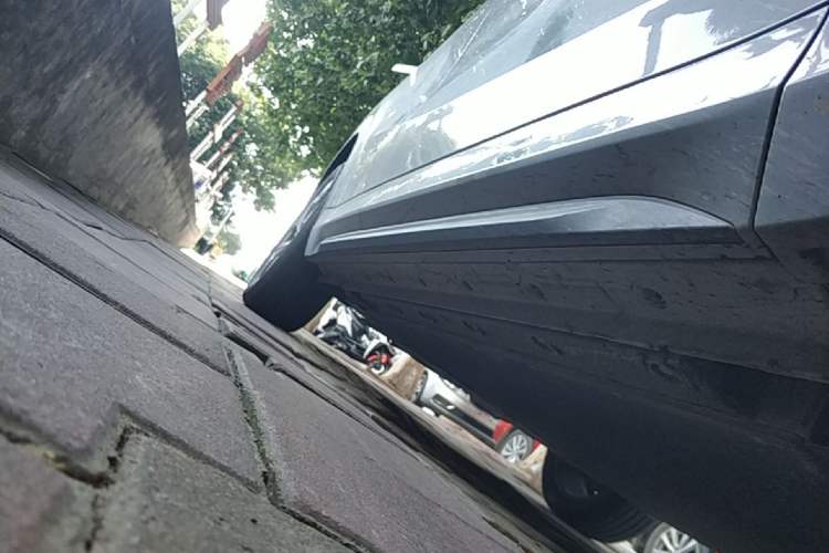Used Geely Galaxy E5 2024 530 km Exploration+ Version Right Side Sill