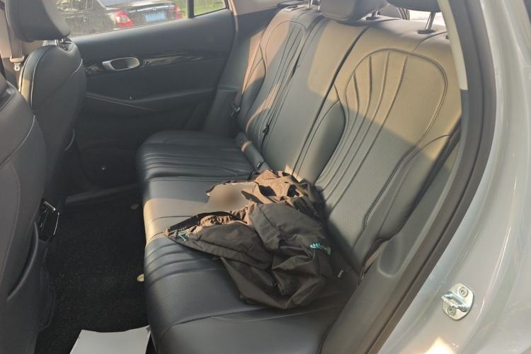 Used Geely Galaxy E5 2024 440km Exploration Version Left Rear Seat