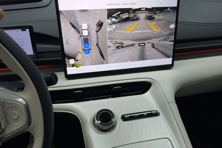 Used Geely Galaxy E5 2024 530 km Exploration+ Version Audio And AC Panel