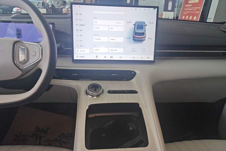 Used Geely Galaxy E5 2024 530 km Exploration+ Version Audio And AC Panel