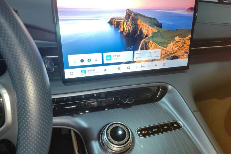 Used Geely Galaxy E5 2024 440km Launch Edition Audio And AC Panel