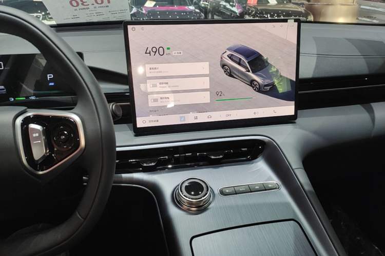 Used Geely Galaxy E5 2024 Model 530km Business Edition Audio And AC Panel
