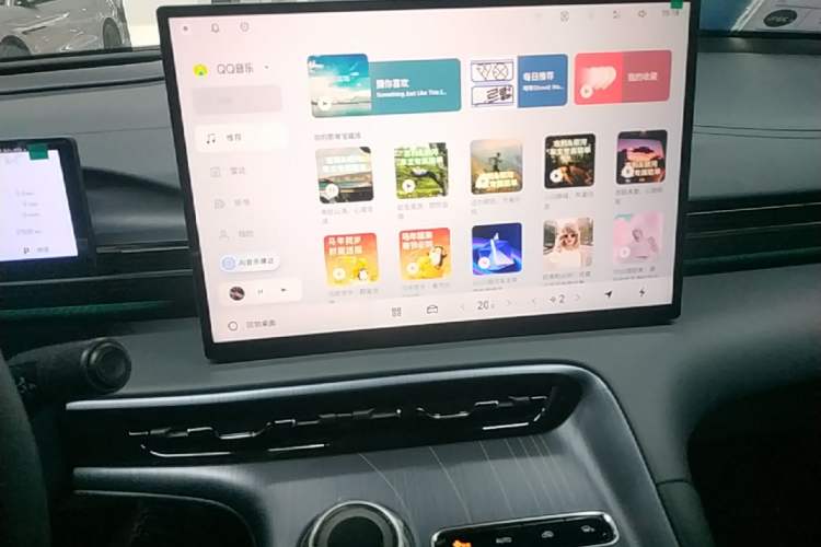 Used Geely Galaxy E5 2024 530 km Exploration+ Version Audio And AC Panel