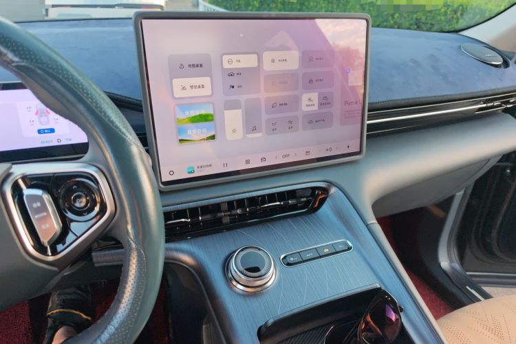 Used Geely Galaxy E5 2024 530km Long-Range Version Audio And AC Panel