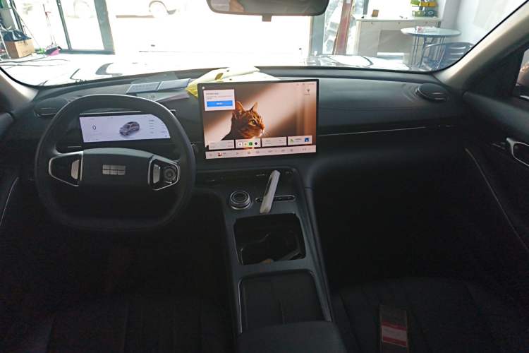 Used Geely Galaxy E5 2024 530km Long-Range Version Center Console