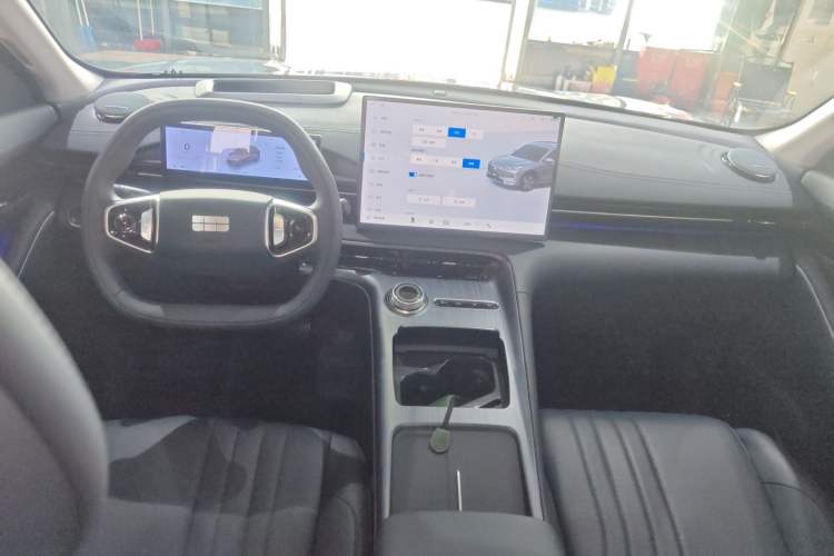 Used Geely Galaxy E5 2024 530km Starship Edition Center Console