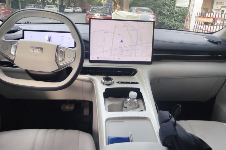 Used Geely Galaxy E5 2024 440km Launch Edition Center Console