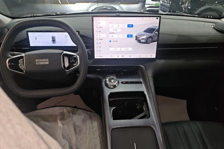 Used Geely Galaxy E5 2024 440km Launch Edition Center Console