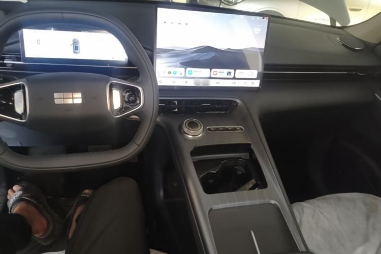 Used Geely Galaxy E5 2024 440km Launch Edition Center Console