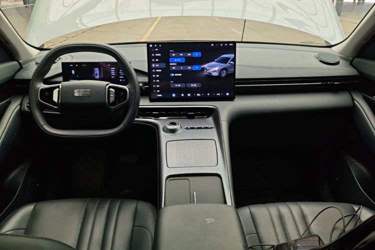 Used Geely Galaxy E5 2024 440km Launch Edition Center Console