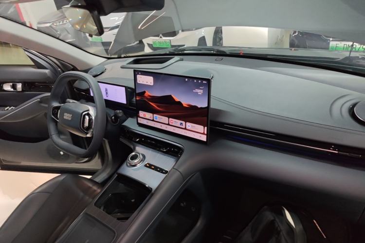 Used Geely Galaxy E5 2024 530 km Exploration+ Version Center Console