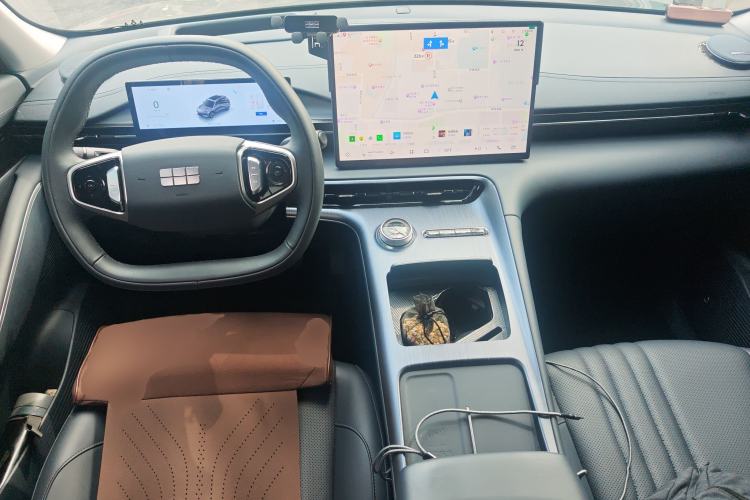 Used Geely Galaxy E5 2024 530 km Exploration+ Version Center Console