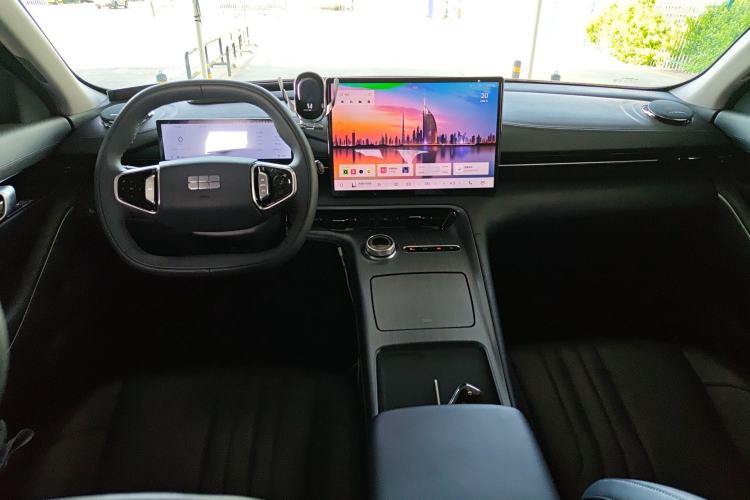 Used Geely Galaxy E5 2024 530 km Exploration+ Version Center Console