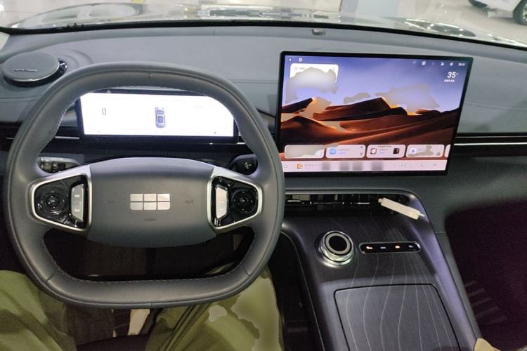 Used Geely Galaxy E5 2024 440km Exploration Version Center Console