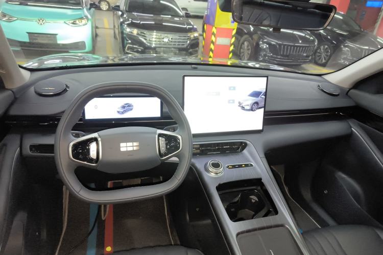 Used Geely Galaxy E5 2024 530km Long-Range Version Center Console