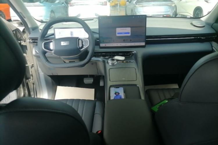 Used Geely Galaxy E5 2024 530km Starship Edition Center Console