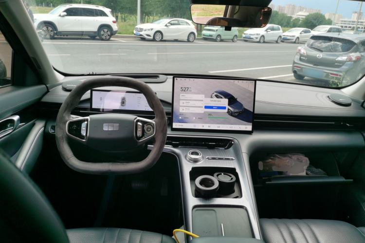 Used Geely Galaxy E5 2024 530km Starship Edition Center Console
