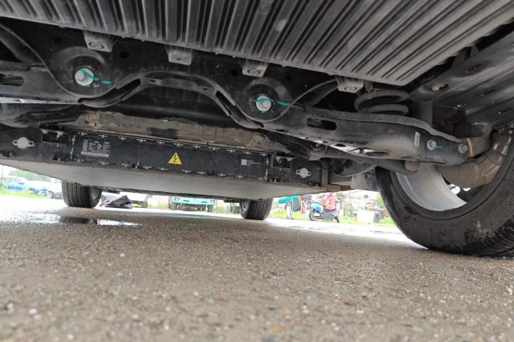 Used Geely Galaxy E5 2024 530km Long-Range Version Chassis Rear