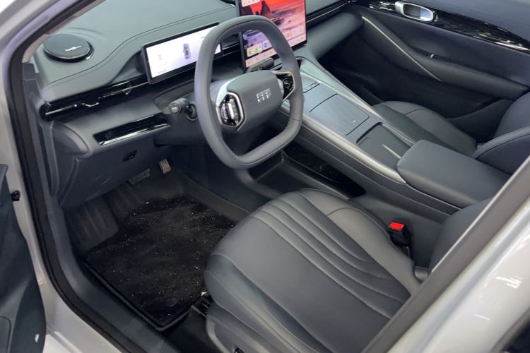 Used Geely Galaxy E5 2024 530km Long-Range Version Driver Seat